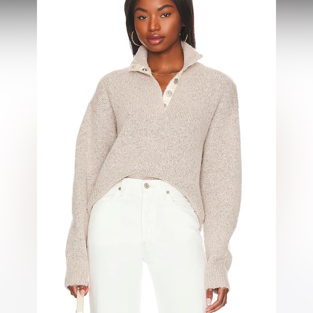 525 Boxy Snap Front Henley in Oat